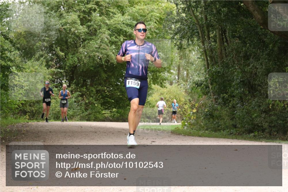 30.08.2026 - Elbe Triathlon Hamburg Antke Förster http://msf.ph/oto/10102543 30.08.2026 11:30:47 Laufen 843, 142, 1159 meine-sportfotos.de