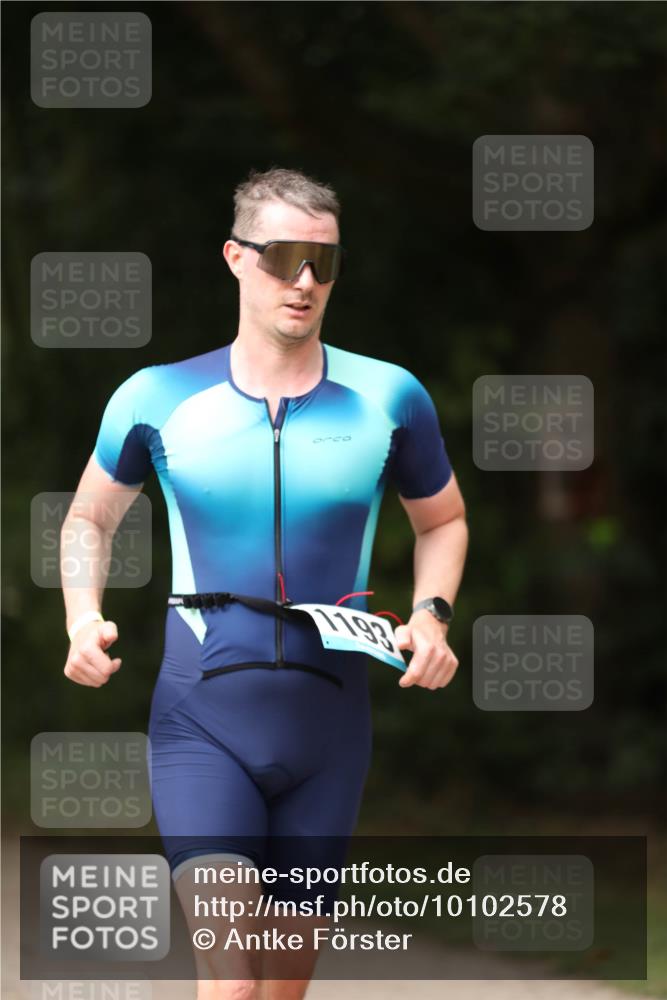 30.08.2026 - Elbe Triathlon Hamburg Antke Förster http://msf.ph/oto/10102578 30.08.2026 11:27:36 Laufen  meine-sportfotos.de