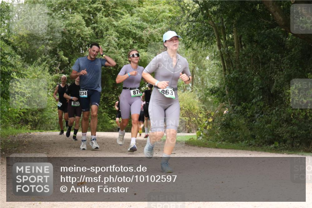 30.08.2026 - Elbe Triathlon Hamburg Antke Förster http://msf.ph/oto/10102597 30.08.2026 11:31:25 Laufen 313, 813, 234, 870, 863 meine-sportfotos.de