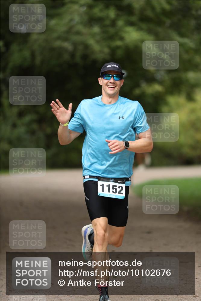 30.08.2026 - Elbe Triathlon Hamburg Antke Förster http://msf.ph/oto/10102676 30.08.2026 11:28:38 Laufen 1152 meine-sportfotos.de