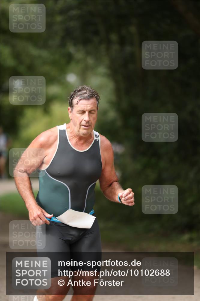 30.08.2026 - Elbe Triathlon Hamburg Antke Förster http://msf.ph/oto/10102688 30.08.2026 11:28:52 Laufen 78 meine-sportfotos.de