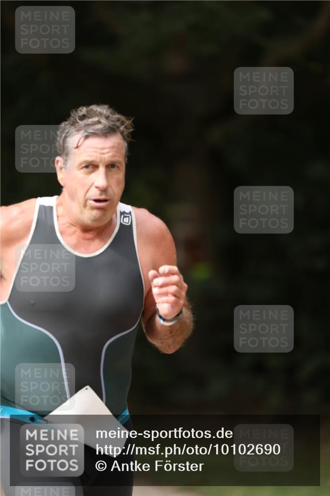 30.08.2026 - Elbe Triathlon Hamburg Antke Förster http://msf.ph/oto/10102690 30.08.2026 11:28:53 Laufen  meine-sportfotos.de