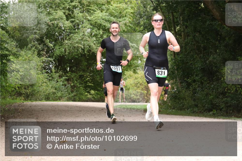 30.08.2026 - Elbe Triathlon Hamburg Antke Förster http://msf.ph/oto/10102699 30.08.2026 11:32:56 Laufen 1237, 831 meine-sportfotos.de