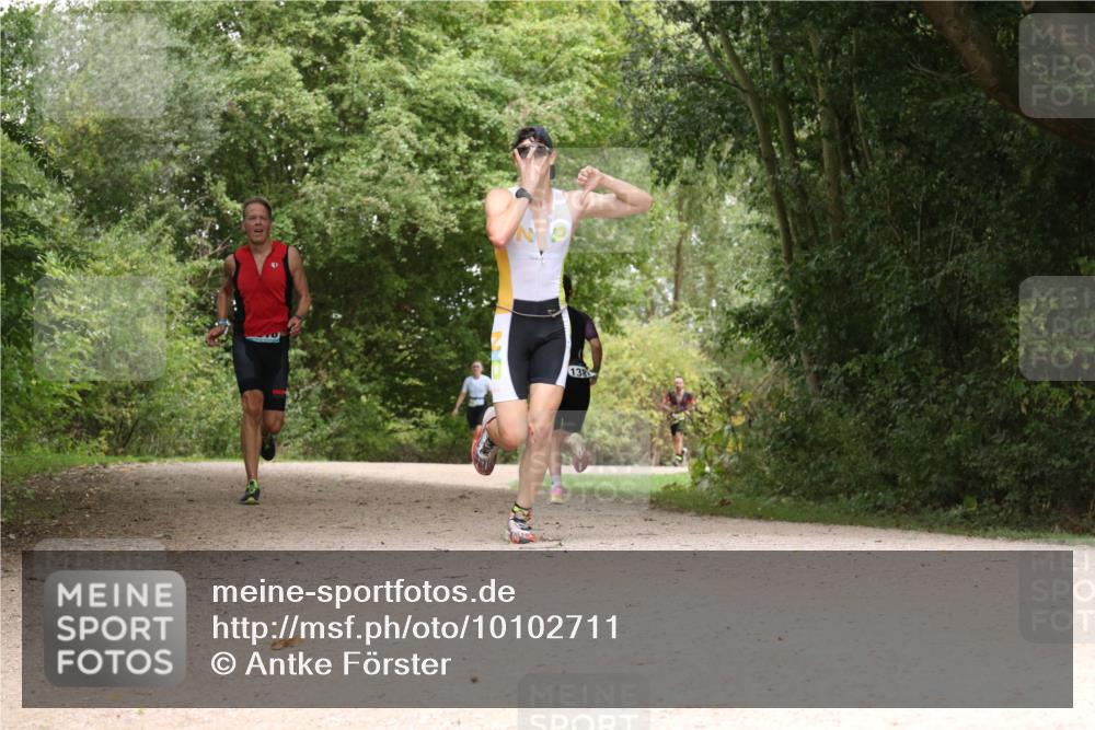 30.08.2026 - Elbe Triathlon Hamburg Antke Förster http://msf.ph/oto/10102711 30.08.2026 11:33:05 Laufen 138 meine-sportfotos.de