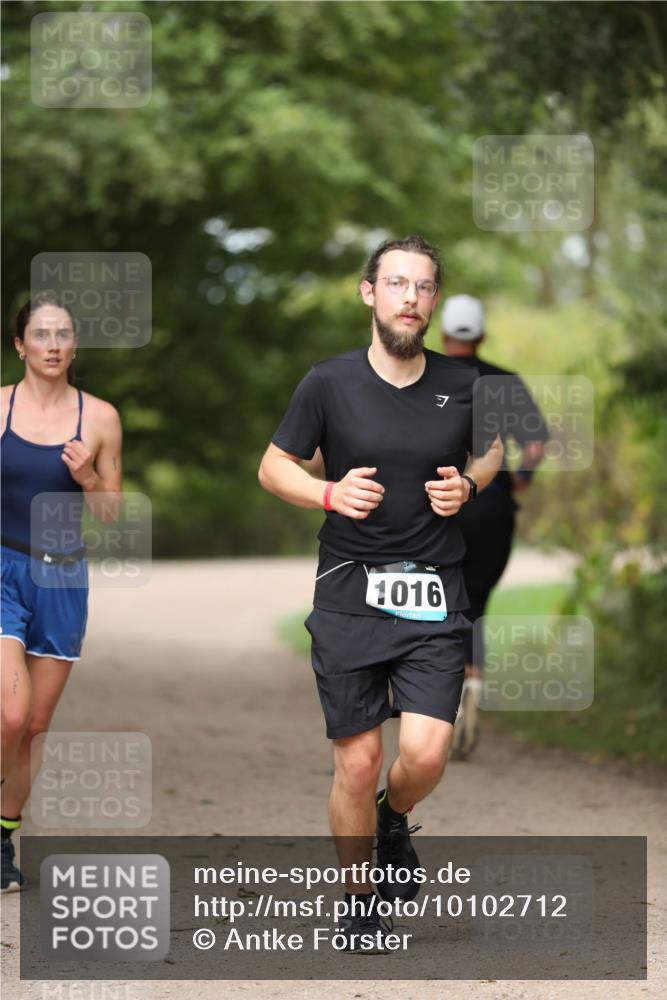 30.08.2026 - Elbe Triathlon Hamburg Antke Förster http://msf.ph/oto/10102712 30.08.2026 11:29:13 Laufen 7, 1016 meine-sportfotos.de