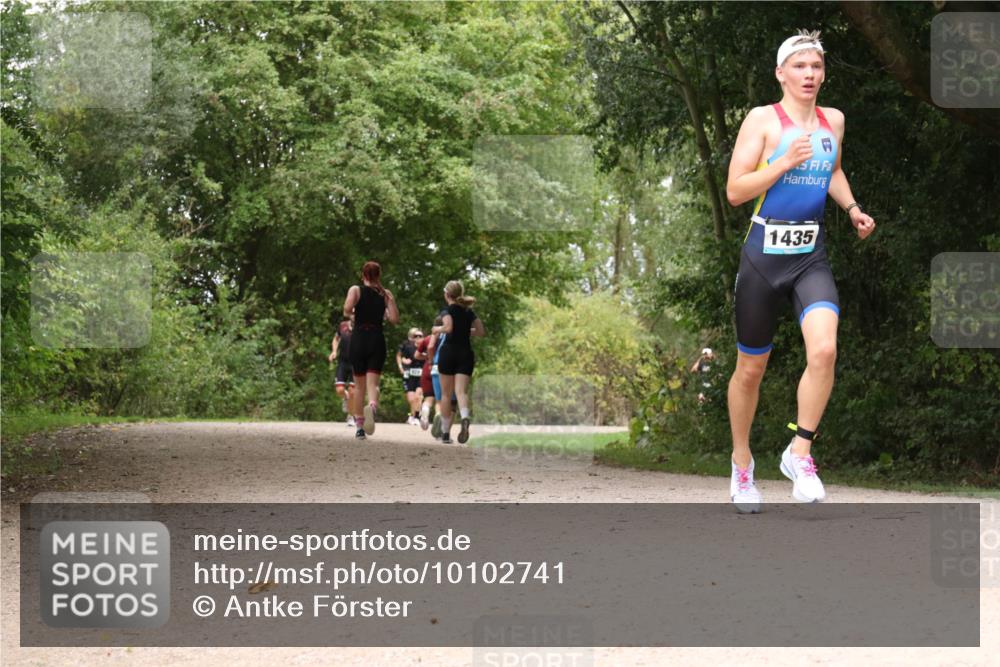 30.08.2026 - Elbe Triathlon Hamburg Antke Förster http://msf.ph/oto/10102741 30.08.2026 11:33:48 Laufen 1435 meine-sportfotos.de