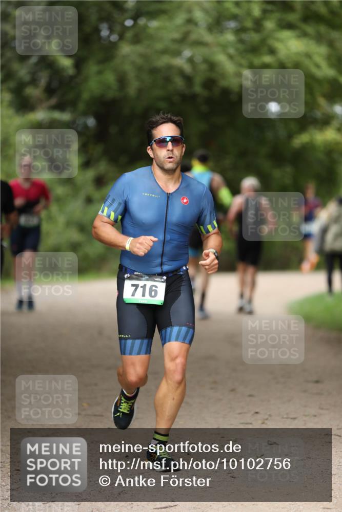 30.08.2026 - Elbe Triathlon Hamburg Antke Förster http://msf.ph/oto/10102756 30.08.2026 11:29:41 Laufen 716 meine-sportfotos.de