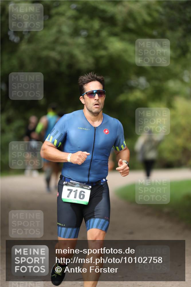 30.08.2026 - Elbe Triathlon Hamburg Antke Förster http://msf.ph/oto/10102758 30.08.2026 11:29:42 Laufen 716 meine-sportfotos.de