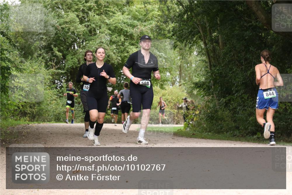 30.08.2026 - Elbe Triathlon Hamburg Antke Förster http://msf.ph/oto/10102767 30.08.2026 11:34:13 Laufen 10, 568, 844 meine-sportfotos.de