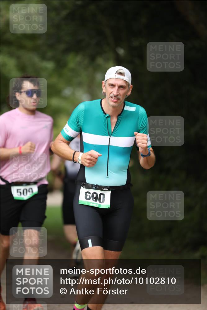 30.08.2026 - Elbe Triathlon Hamburg Antke Förster http://msf.ph/oto/10102810 30.08.2026 11:30:07 Laufen 509, 690 meine-sportfotos.de