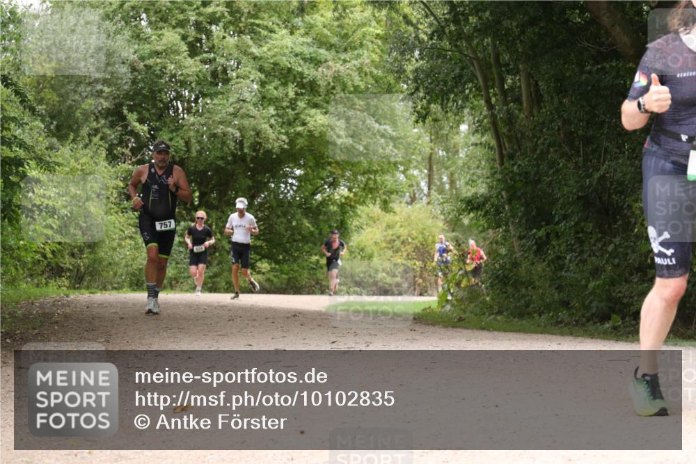 30.08.2026 - Elbe Triathlon Hamburg Antke Förster http://msf.ph/oto/10102835 30.08.2026 11:34:54 Laufen 757 meine-sportfotos.de