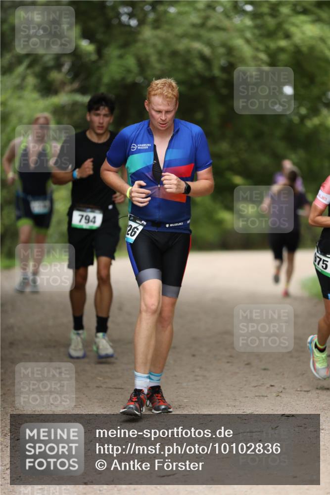 30.08.2026 - Elbe Triathlon Hamburg Antke Förster http://msf.ph/oto/10102836 30.08.2026 11:30:35 Laufen 794, 26, 75 meine-sportfotos.de