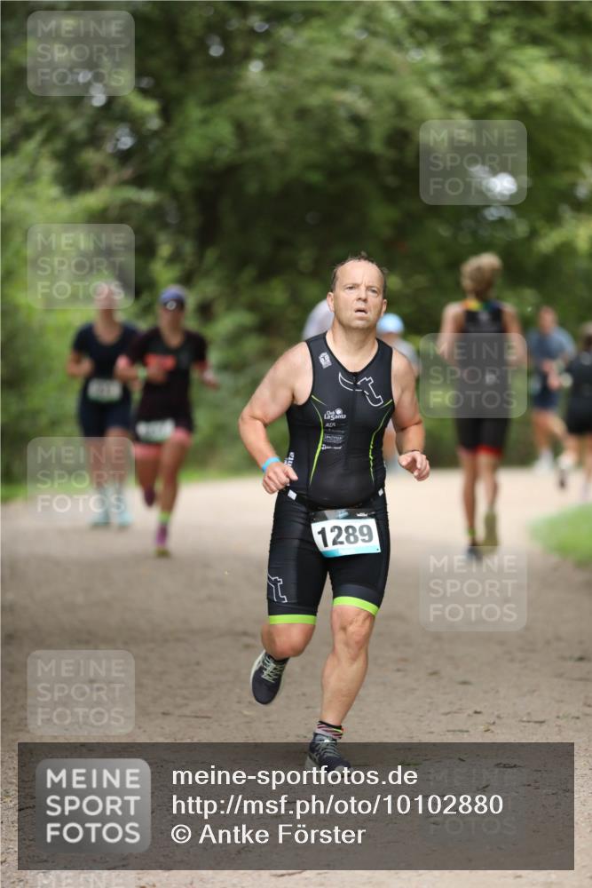 30.08.2026 - Elbe Triathlon Hamburg Antke Förster http://msf.ph/oto/10102880 30.08.2026 11:31:14 Laufen 1289 meine-sportfotos.de