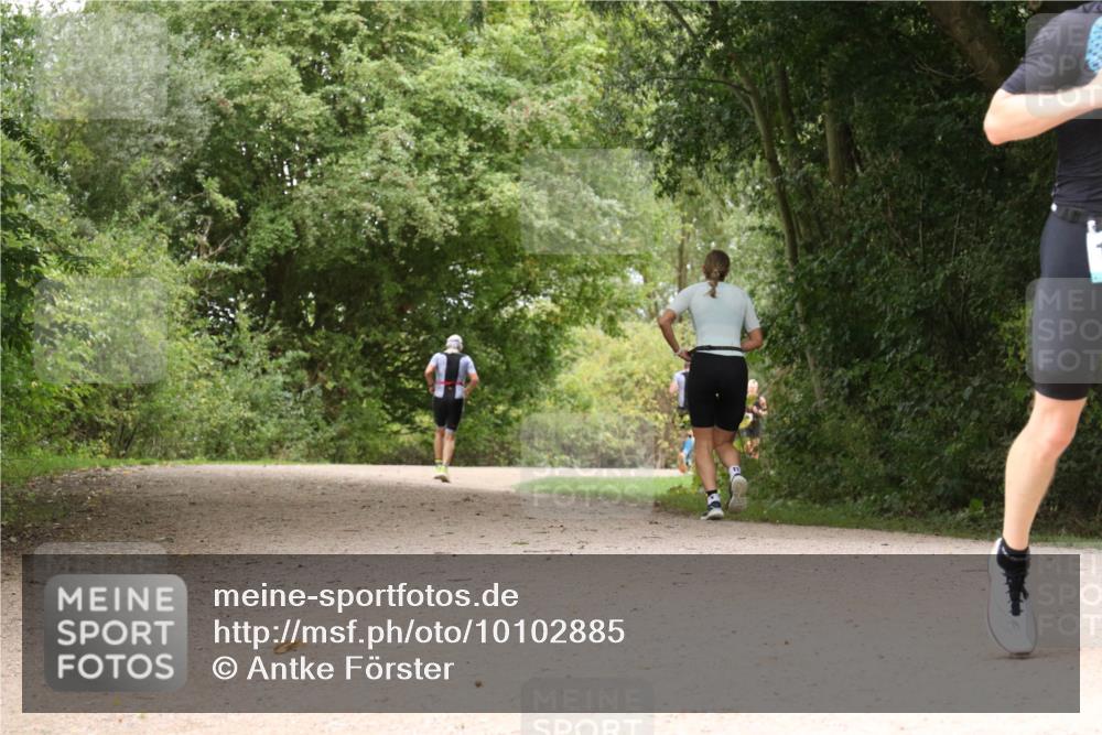 30.08.2026 - Elbe Triathlon Hamburg Antke Förster http://msf.ph/oto/10102885 30.08.2026 11:35:23 Laufen  meine-sportfotos.de