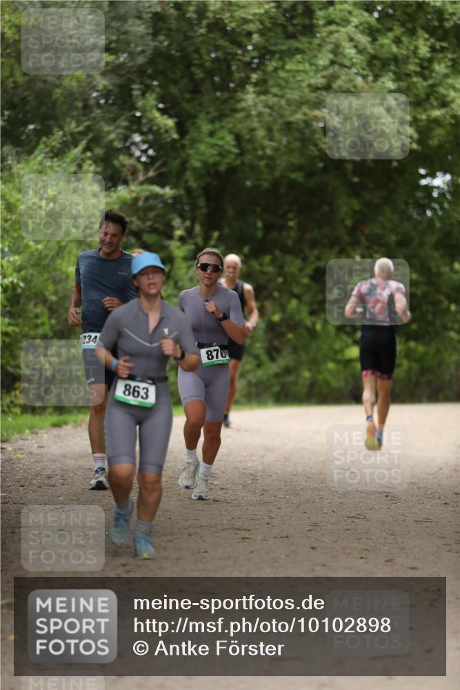 30.08.2026 - Elbe Triathlon Hamburg Antke Förster http://msf.ph/oto/10102898 30.08.2026 11:31:23 Laufen 234, 863, 876 meine-sportfotos.de