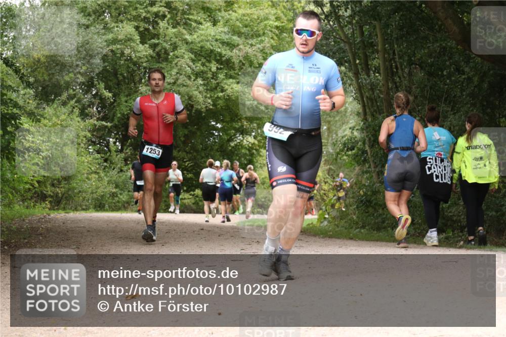 30.08.2026 - Elbe Triathlon Hamburg Antke Förster http://msf.ph/oto/10102987 30.08.2026 11:36:27 Laufen 992, 1253, 100 meine-sportfotos.de