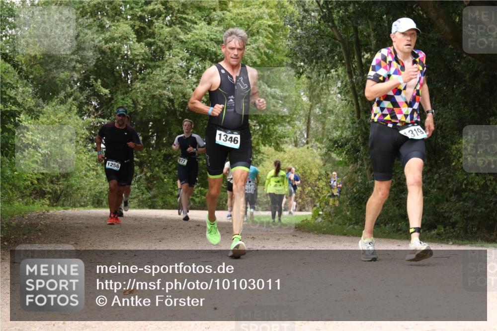 30.08.2026 - Elbe Triathlon Hamburg Antke Förster http://msf.ph/oto/10103011 30.08.2026 11:36:39 Laufen 1256, 877, 1346, 319 meine-sportfotos.de