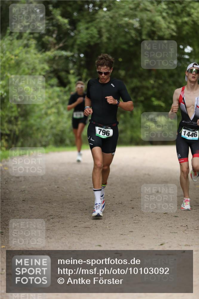 30.08.2026 - Elbe Triathlon Hamburg Antke Förster http://msf.ph/oto/10103092 30.08.2026 11:34:26 Laufen 2, 796, 1446 meine-sportfotos.de
