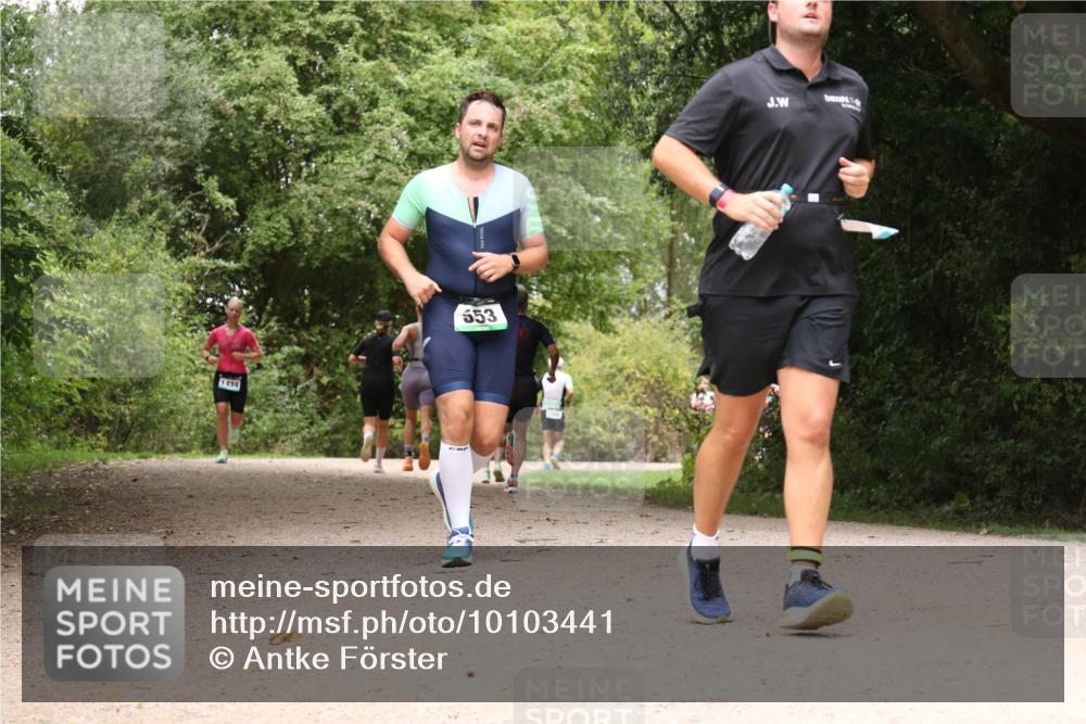 30.08.2026 - Elbe Triathlon Hamburg Antke Förster http://msf.ph/oto/10103441 30.08.2026 11:41:30 Laufen 1434, 553 meine-sportfotos.de