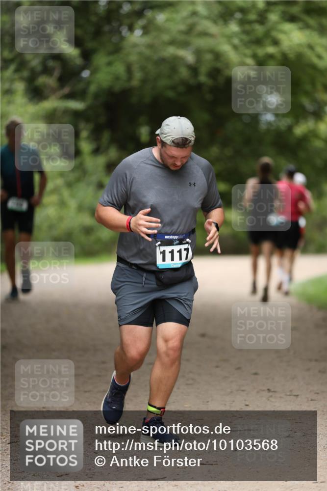 30.08.2026 - Elbe Triathlon Hamburg Antke Förster http://msf.ph/oto/10103568 30.08.2026 11:39:59 Laufen 1117 meine-sportfotos.de