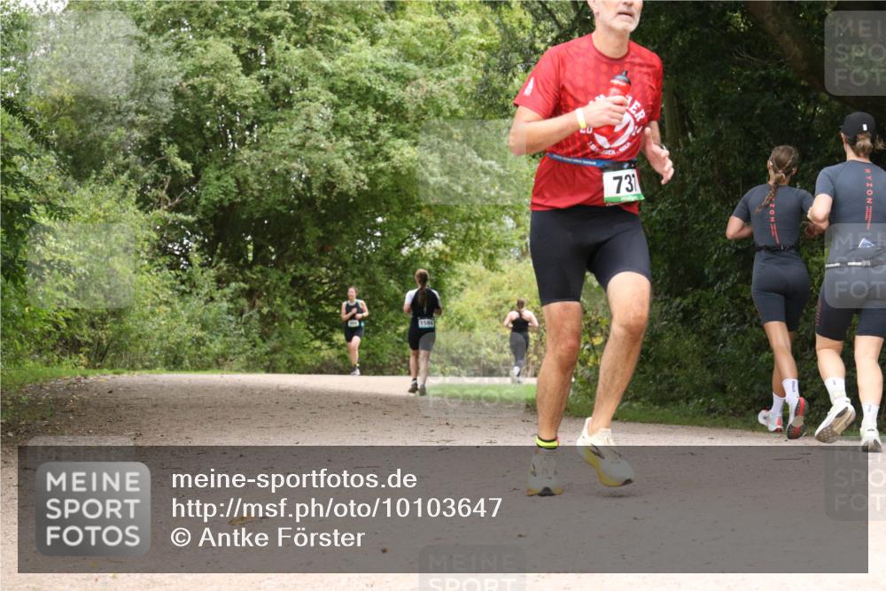 30.08.2026 - Elbe Triathlon Hamburg Antke Förster http://msf.ph/oto/10103647 30.08.2026 11:44:10 Laufen 1584, 731 meine-sportfotos.de