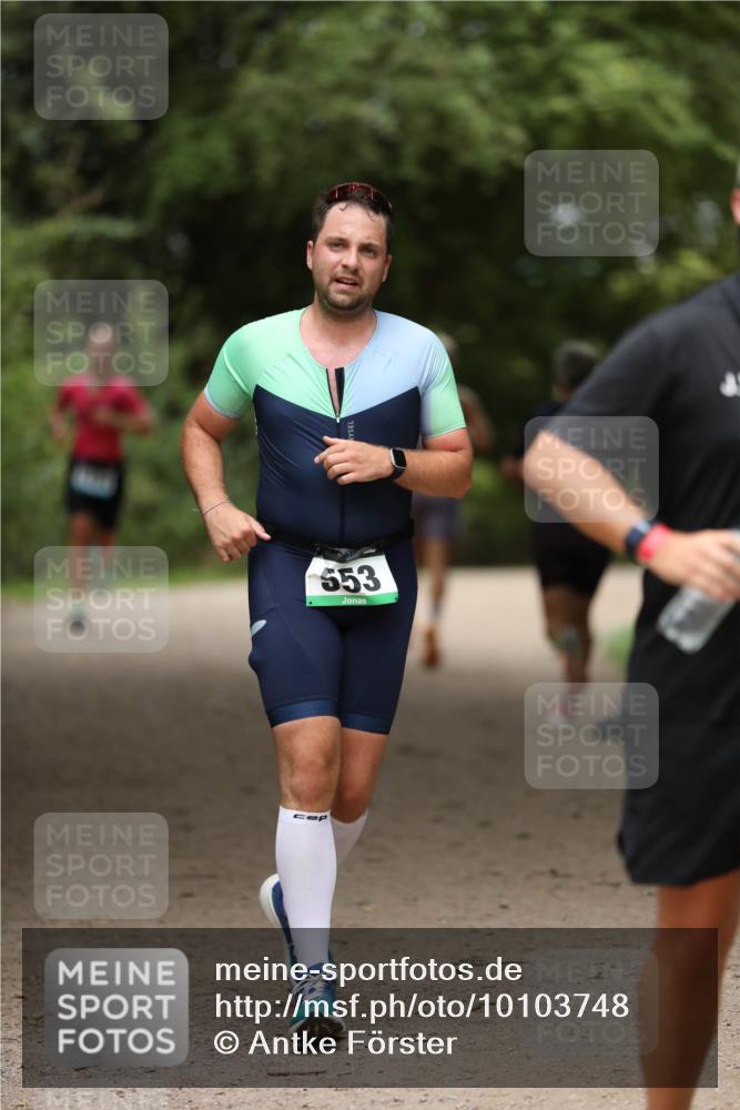 30.08.2026 - Elbe Triathlon Hamburg Antke Förster http://msf.ph/oto/10103748 30.08.2026 11:41:30 Laufen 553 meine-sportfotos.de