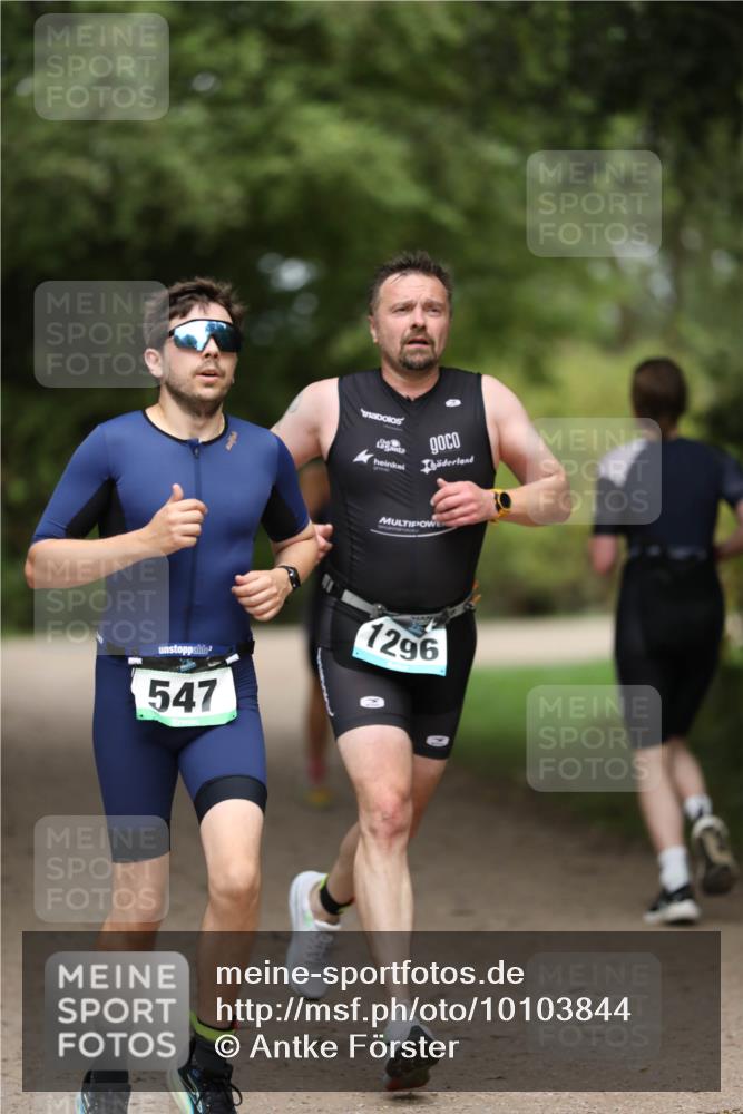30.08.2026 - Elbe Triathlon Hamburg Antke Förster http://msf.ph/oto/10103844 30.08.2026 11:42:23 Laufen 547, 1296 meine-sportfotos.de