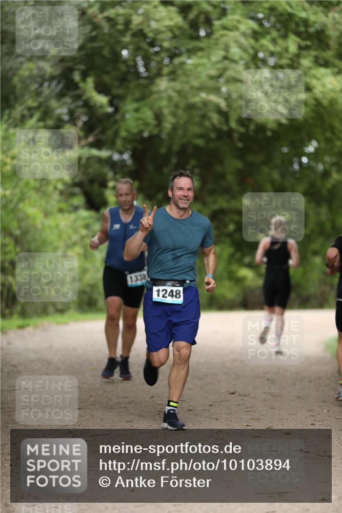 30.08.2026 - Elbe Triathlon Hamburg Antke Förster http://msf.ph/oto/10103894 30.08.2026 11:43:15 Laufen 1338, 1248 meine-sportfotos.de