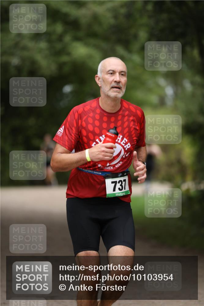 30.08.2026 - Elbe Triathlon Hamburg Antke Förster http://msf.ph/oto/10103954 30.08.2026 11:44:10 Laufen 11, 80, 42, 47, 737 meine-sportfotos.de