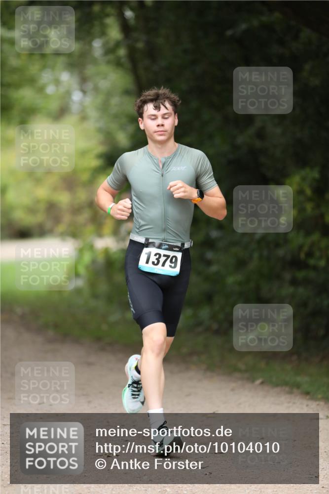 30.08.2026 - Elbe Triathlon Hamburg Antke Förster http://msf.ph/oto/10104010 30.08.2026 11:45:02 Laufen 7001, 1379 meine-sportfotos.de