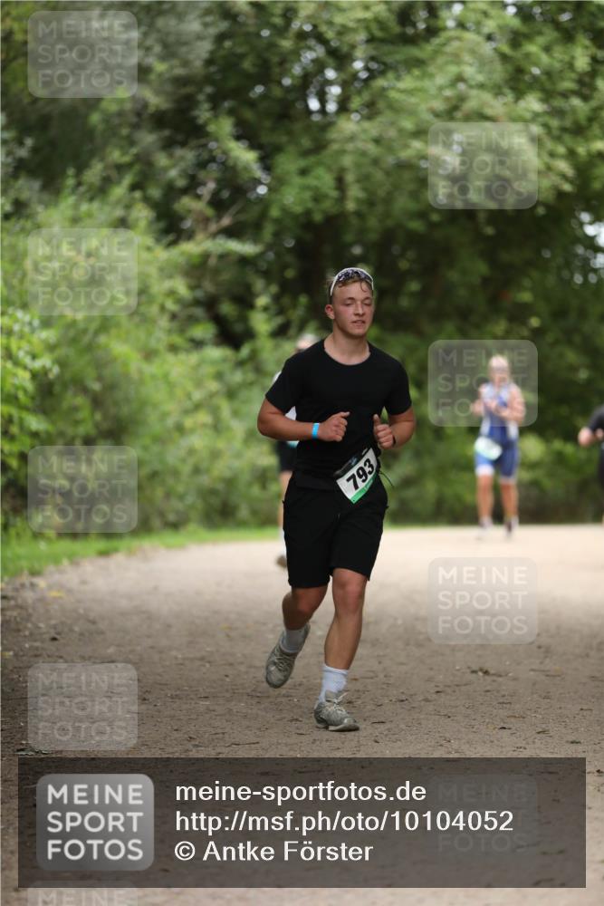 30.08.2026 - Elbe Triathlon Hamburg Antke Förster http://msf.ph/oto/10104052 30.08.2026 11:45:38 Laufen 793 meine-sportfotos.de