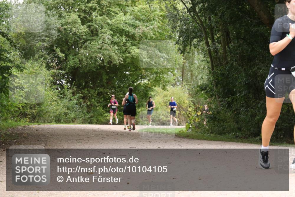 30.08.2026 - Elbe Triathlon Hamburg Antke Förster http://msf.ph/oto/10104105 30.08.2026 11:50:33 Laufen  meine-sportfotos.de