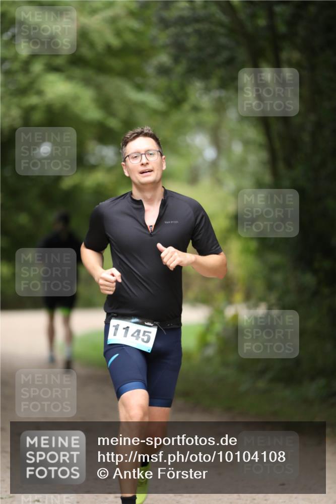 30.08.2026 - Elbe Triathlon Hamburg Antke Förster http://msf.ph/oto/10104108 30.08.2026 11:46:42 Laufen 1145 meine-sportfotos.de
