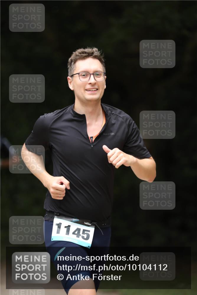30.08.2026 - Elbe Triathlon Hamburg Antke Förster http://msf.ph/oto/10104112 30.08.2026 11:46:44 Laufen 1145 meine-sportfotos.de