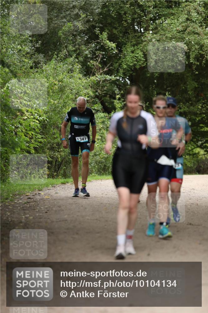 30.08.2026 - Elbe Triathlon Hamburg Antke Förster http://msf.ph/oto/10104134 30.08.2026 11:47:09 Laufen 1347 meine-sportfotos.de