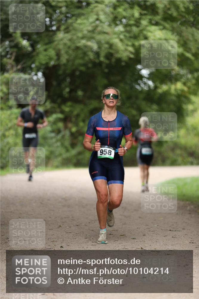 30.08.2026 - Elbe Triathlon Hamburg Antke Förster http://msf.ph/oto/10104214 30.08.2026 11:47:58 Laufen 3, 958, 3 meine-sportfotos.de
