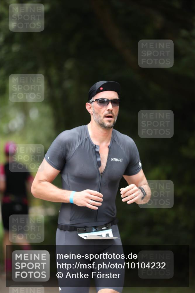 30.08.2026 - Elbe Triathlon Hamburg Antke Förster http://msf.ph/oto/10104232 30.08.2026 11:48:07 Laufen  meine-sportfotos.de