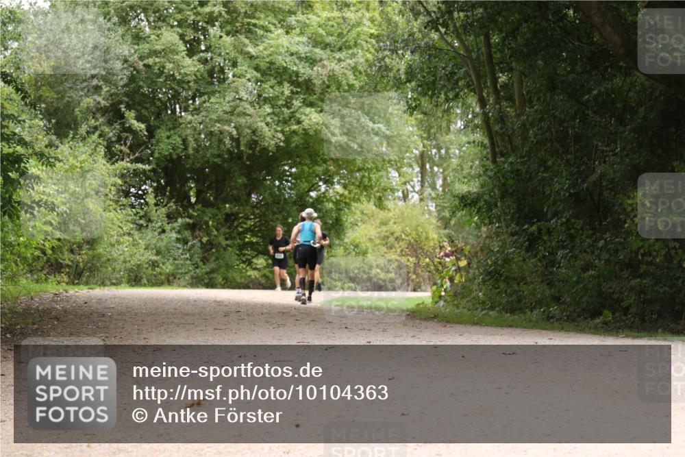 30.08.2026 - Elbe Triathlon Hamburg Antke Förster http://msf.ph/oto/10104363 30.08.2026 11:54:35 Laufen  meine-sportfotos.de
