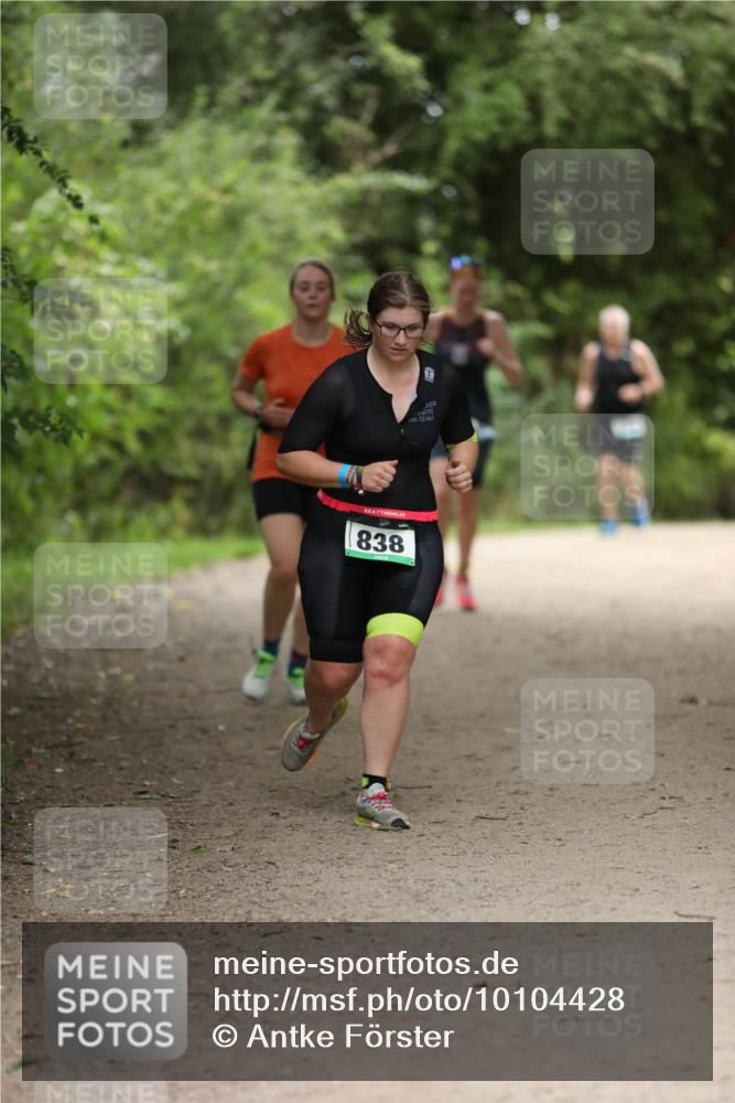 30.08.2026 - Elbe Triathlon Hamburg Antke Förster http://msf.ph/oto/10104428 30.08.2026 11:50:54 Laufen 838 meine-sportfotos.de