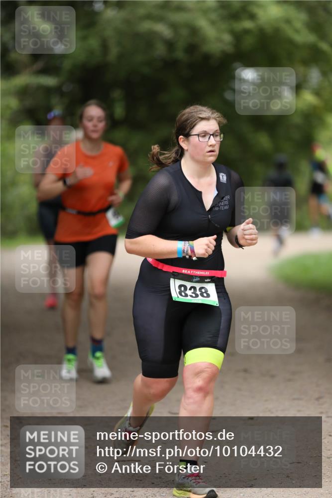 30.08.2026 - Elbe Triathlon Hamburg Antke Förster http://msf.ph/oto/10104432 30.08.2026 11:50:55 Laufen 838 meine-sportfotos.de