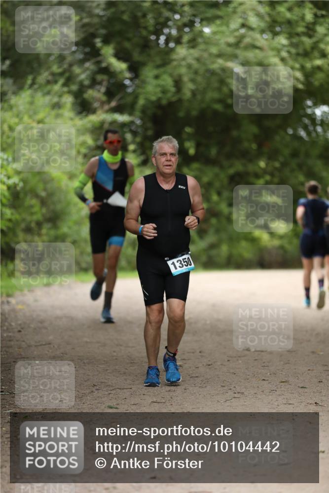 30.08.2026 - Elbe Triathlon Hamburg Antke Förster http://msf.ph/oto/10104442 30.08.2026 11:51:05 Laufen 2, 1350 meine-sportfotos.de