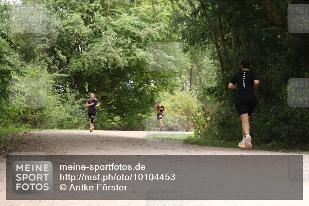 30.08.2026 - Elbe Triathlon Hamburg Antke Förster http://msf.ph/oto/10104453 30.08.2026 11:56:26 Laufen  meine-sportfotos.de