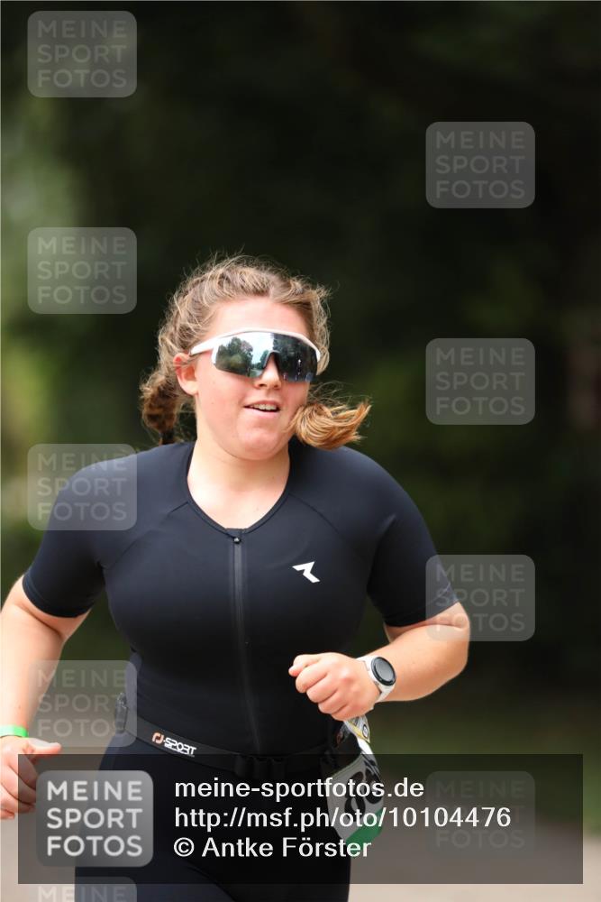 30.08.2026 - Elbe Triathlon Hamburg Antke Förster http://msf.ph/oto/10104476 30.08.2026 11:51:49 Laufen 86 meine-sportfotos.de