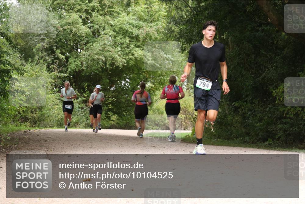 30.08.2026 - Elbe Triathlon Hamburg Antke Förster http://msf.ph/oto/10104525 30.08.2026 11:57:51 Laufen 1419, 794 meine-sportfotos.de