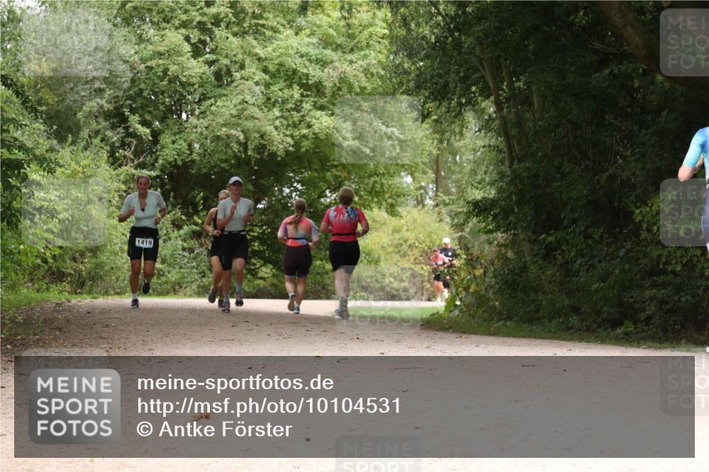 30.08.2026 - Elbe Triathlon Hamburg Antke Förster http://msf.ph/oto/10104531 30.08.2026 11:57:53 Laufen 1419 meine-sportfotos.de