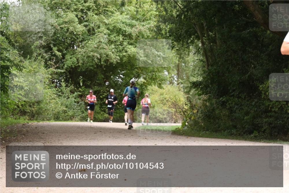 30.08.2026 - Elbe Triathlon Hamburg Antke Förster http://msf.ph/oto/10104543 30.08.2026 11:57:59 Laufen  meine-sportfotos.de