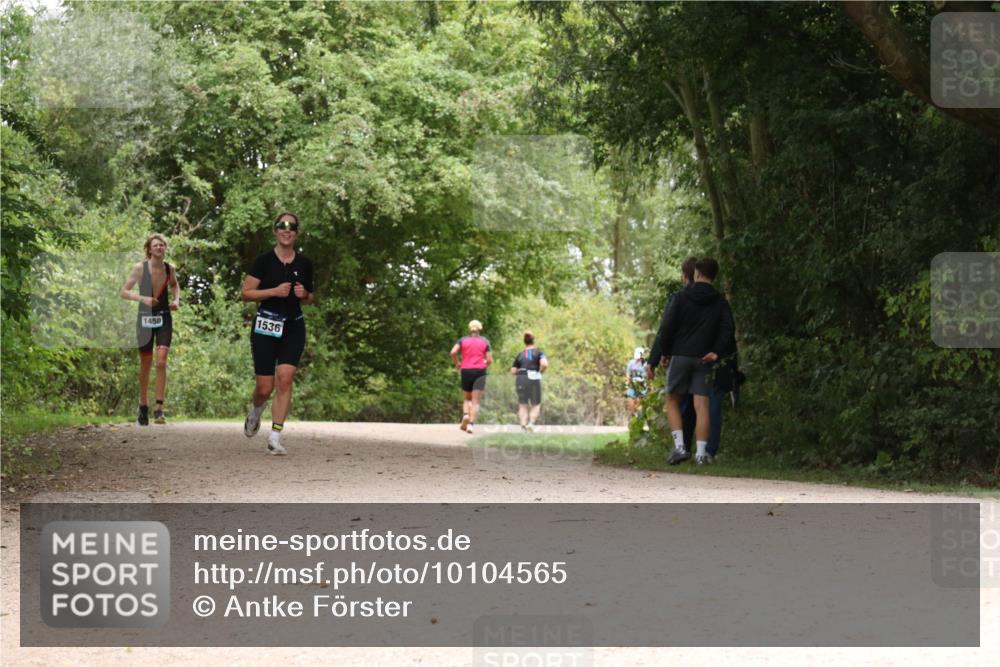 30.08.2026 - Elbe Triathlon Hamburg Antke Förster http://msf.ph/oto/10104565 30.08.2026 11:58:31 Laufen 1536, 1450 meine-sportfotos.de