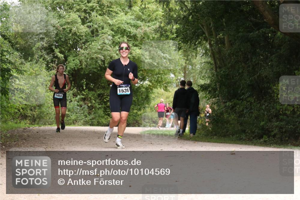 30.08.2026 - Elbe Triathlon Hamburg Antke Förster http://msf.ph/oto/10104569 30.08.2026 11:58:33 Laufen 1450, 1536 meine-sportfotos.de