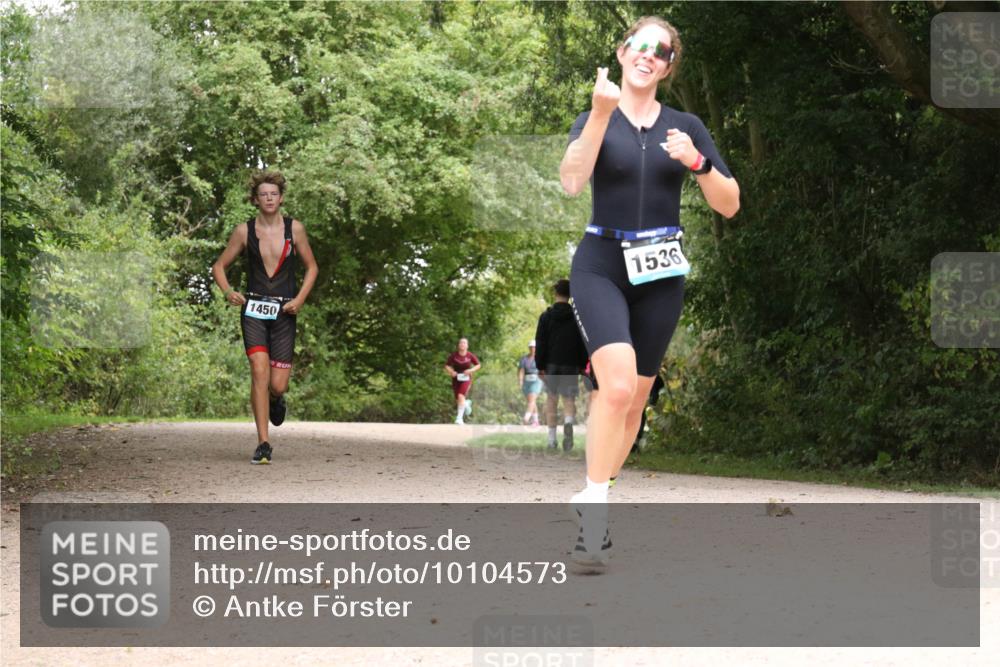 30.08.2026 - Elbe Triathlon Hamburg Antke Förster http://msf.ph/oto/10104573 30.08.2026 11:58:34 Laufen 1450, 1536 meine-sportfotos.de
