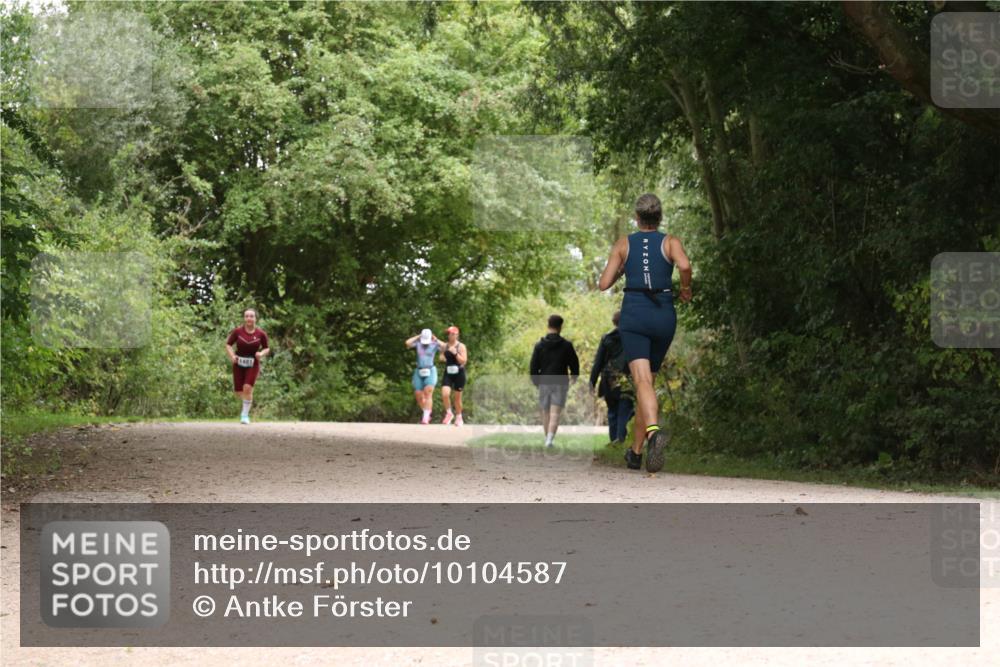 30.08.2026 - Elbe Triathlon Hamburg Antke Förster http://msf.ph/oto/10104587 30.08.2026 11:58:38 Laufen  meine-sportfotos.de